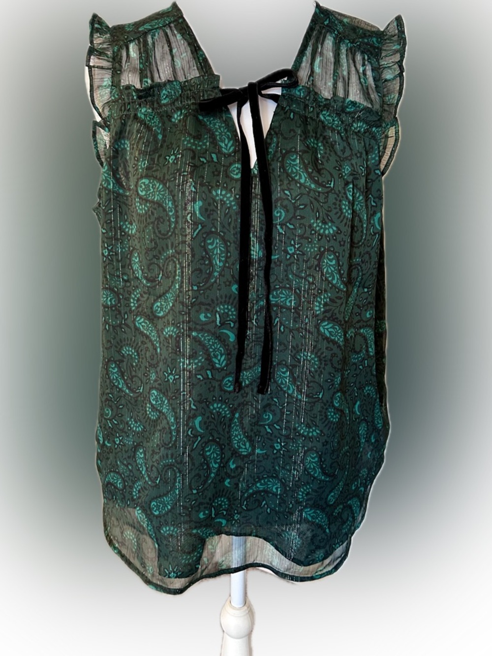 ❗️SALE❗️LOFT Green Paisley Ruffle Tie Neck Sleeveless Blouse New With Tag!
